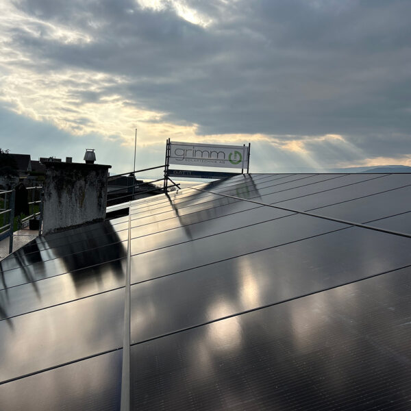 Grimm Solartechnik AG - Installation photovoltaïque sur toiture